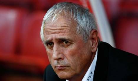 Шалланд пішов у відставку з посади головного тренера збірної Вірменії