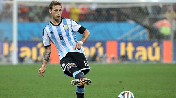 МЮ: новое "покушение" на аргентинскую звезду "Лацио"