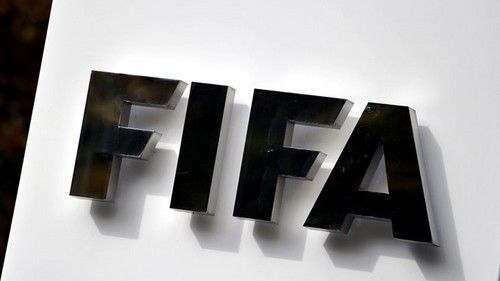 ФИФА оштрафовала Севилью и еще 3 клуба