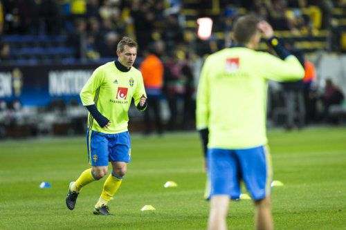 Хавбек сборной Швеции завершит международную карьеру после Euro-2016