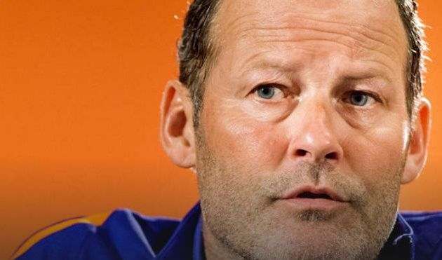 Блинд покинул пост главного тренера сборной Нидерландов