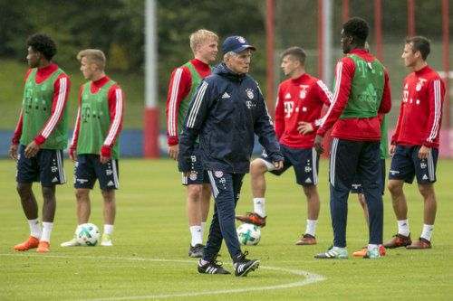 Головний тренер "Баварії" Юпп Хайнкес чекає, що Томас Мюллер візьме на себе функції лідера.