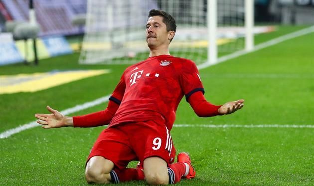 Бавария предложит Левандовски новый контракт