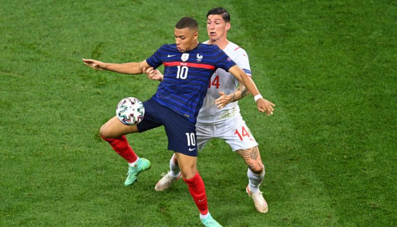 Швейцария в серии пенальти обыграла Францию и вышла в четвертьфинал Евро-2020