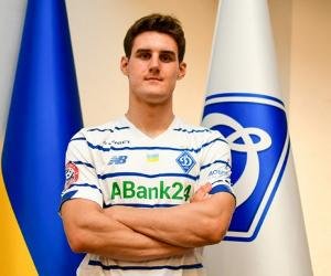 Офіційно: Ілля Шкурін - гравець Динамо